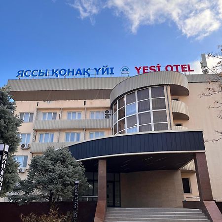 Yassy Hotel, Turkistan Екстериор снимка