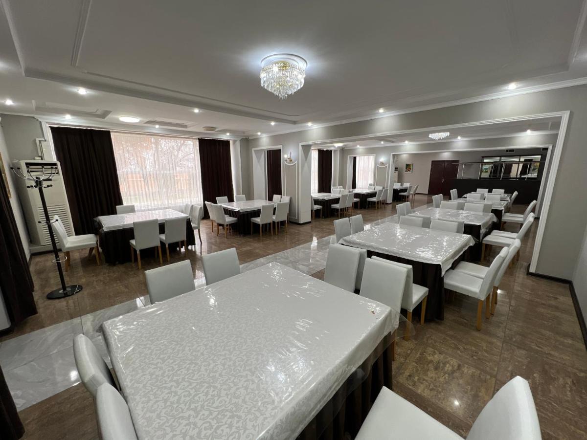 Yassy Hotel, Turkistan Екстериор снимка