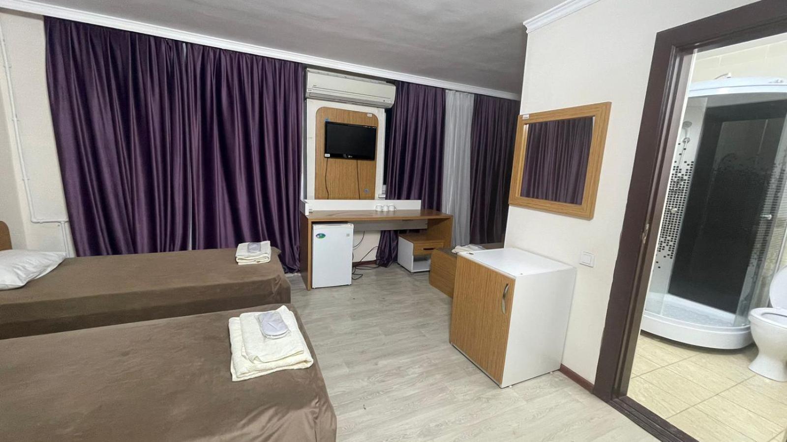 Yassy Hotel, Turkistan Екстериор снимка