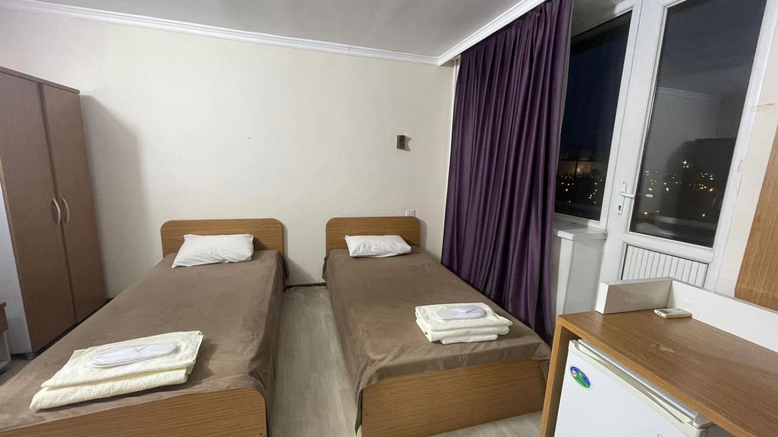 Yassy Hotel, Turkistan Екстериор снимка