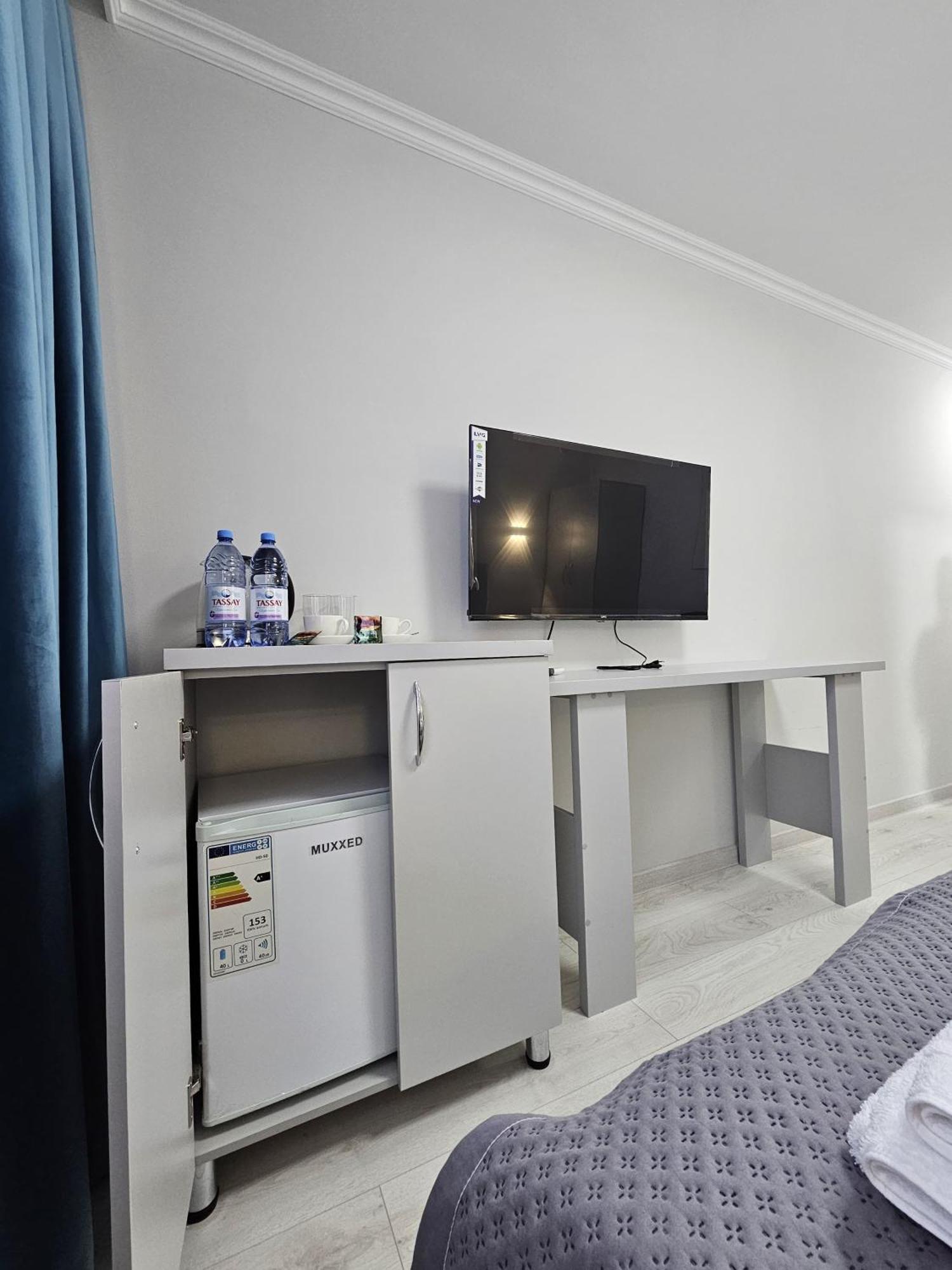 Yassy Hotel, Turkistan Екстериор снимка