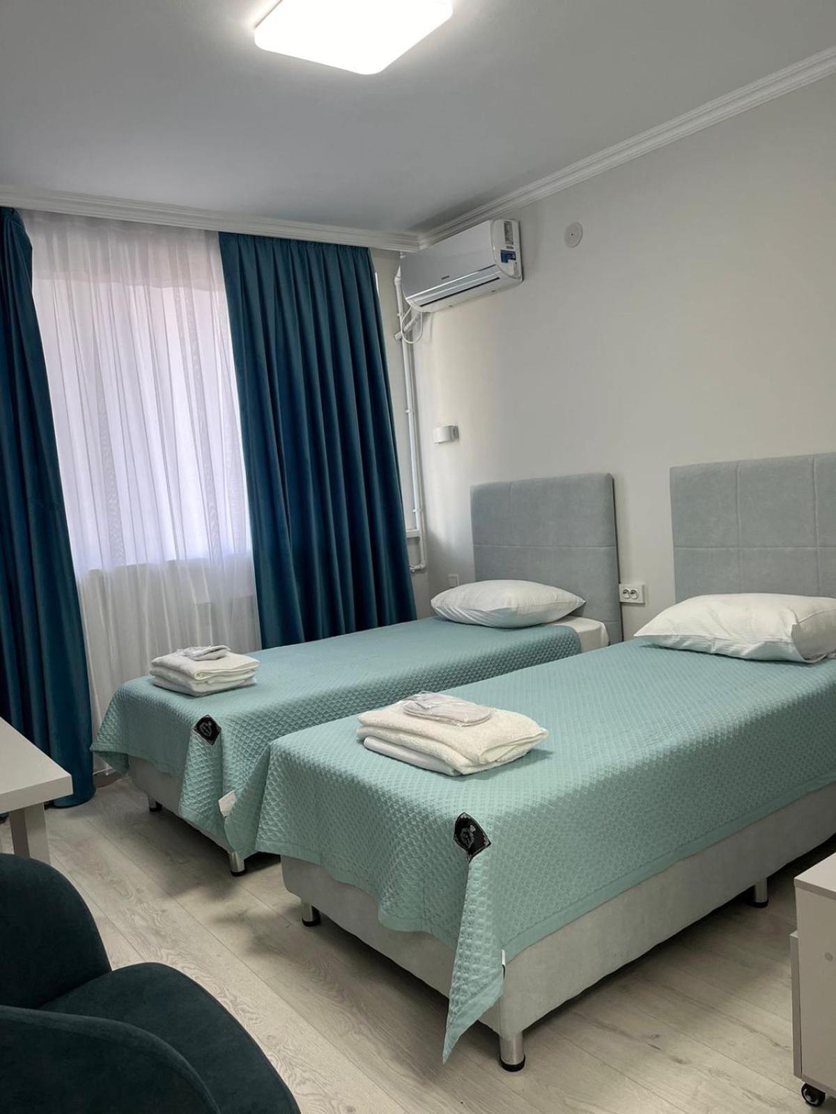 Yassy Hotel, Turkistan Екстериор снимка