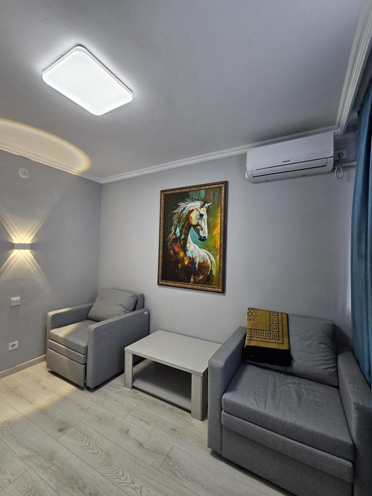 Yassy Hotel, Turkistan Екстериор снимка