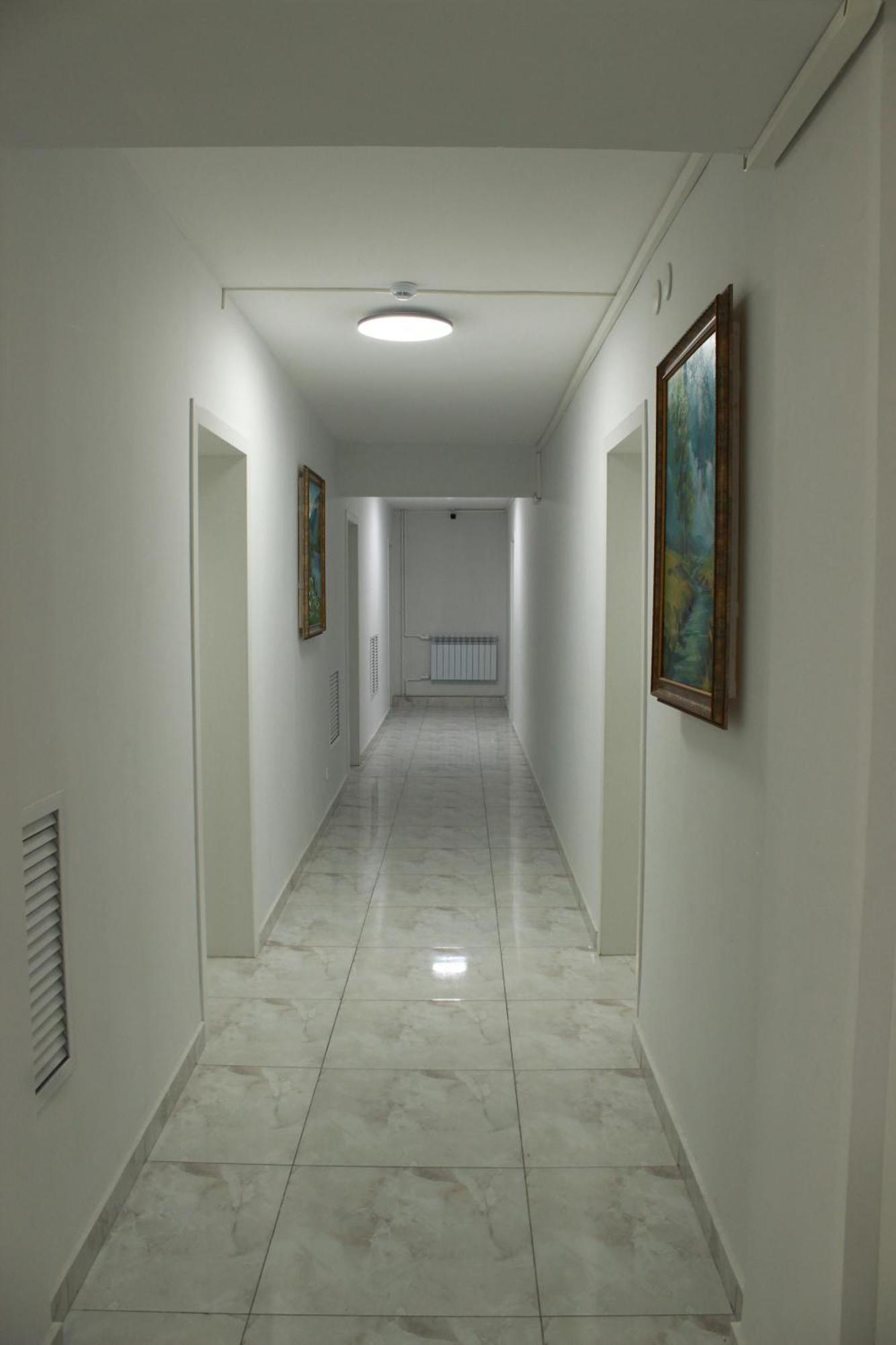 Yassy Hotel, Turkistan Екстериор снимка